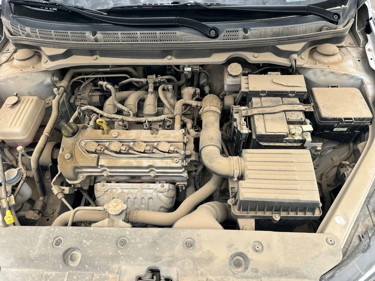 Car image 18