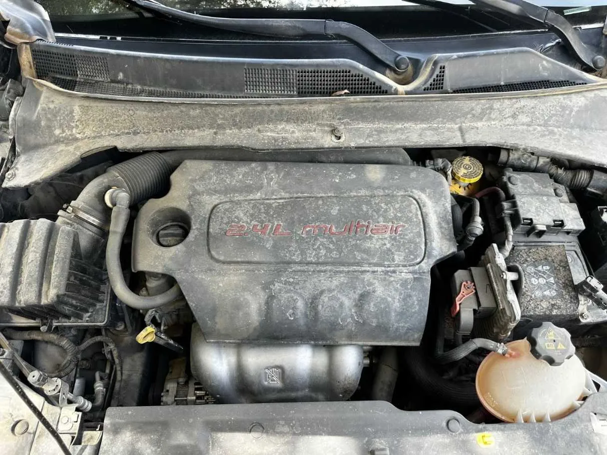 Car image 26
