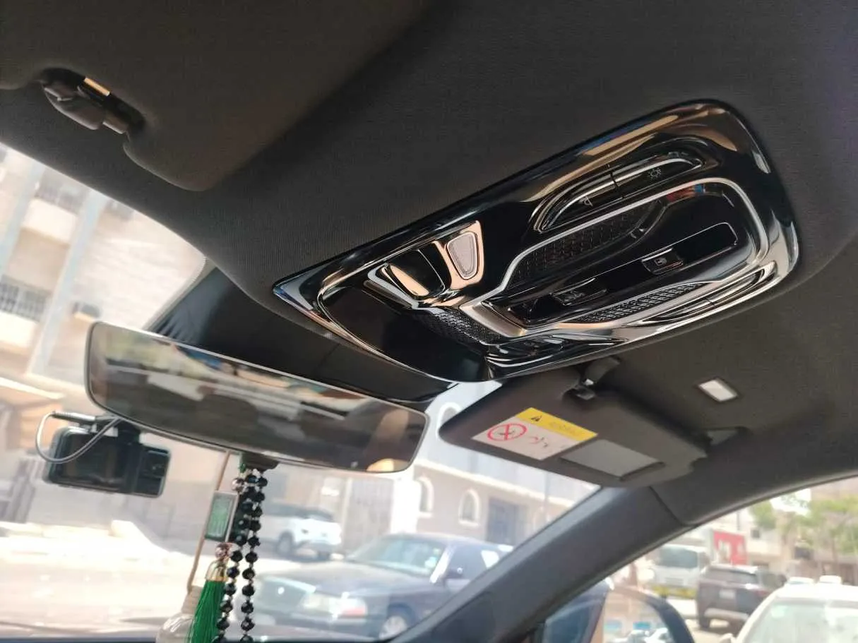 Car image 31