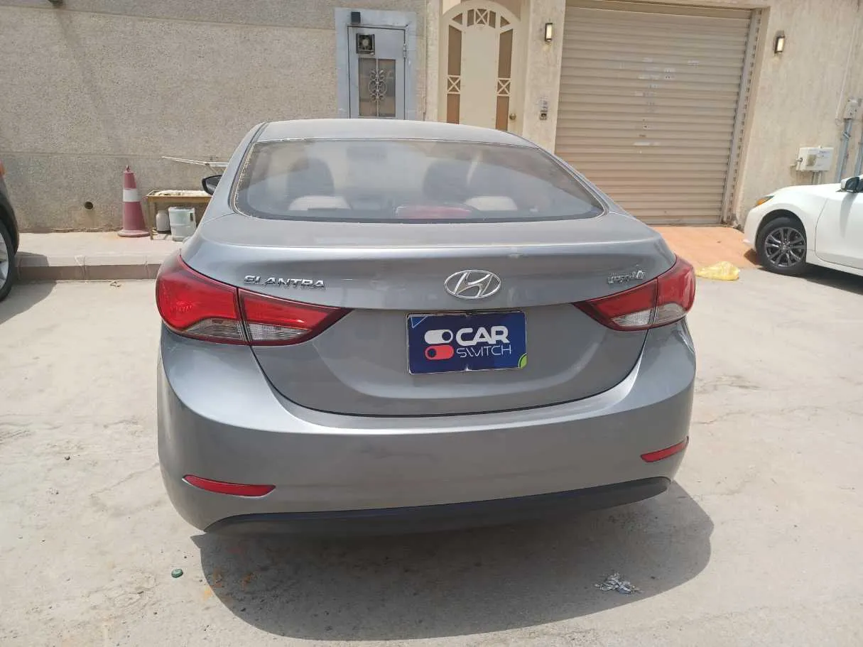 Car image 6