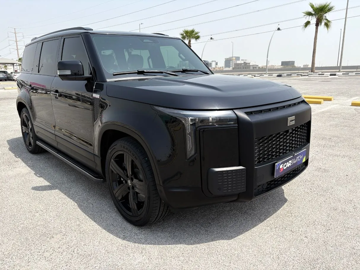 Car image 3