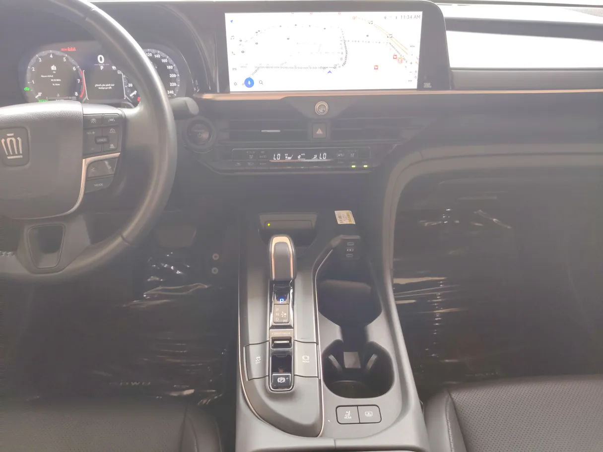 Car image 28