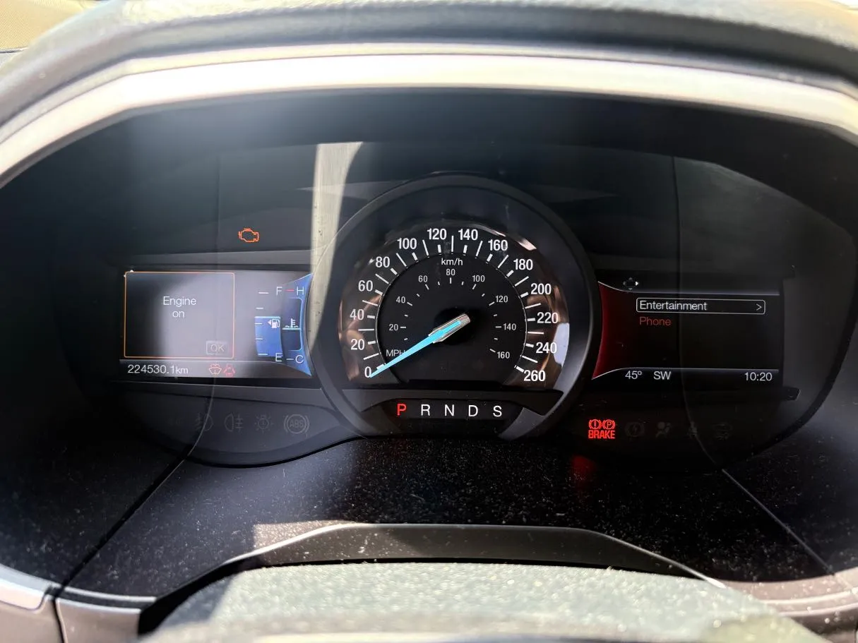 Car image 23