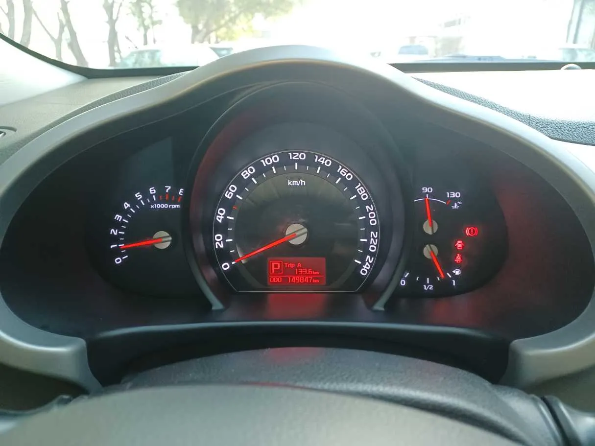 Car image 17