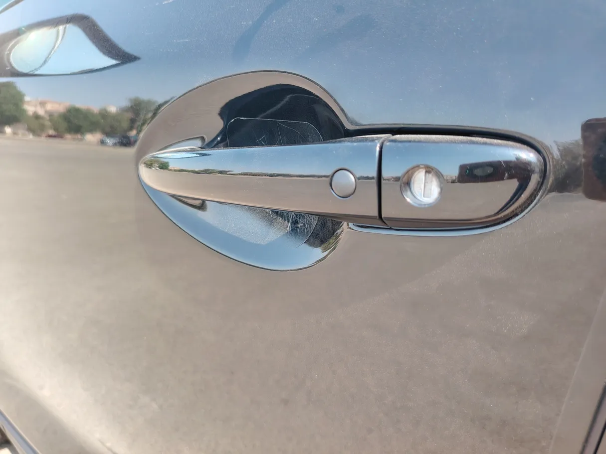 Car image 27