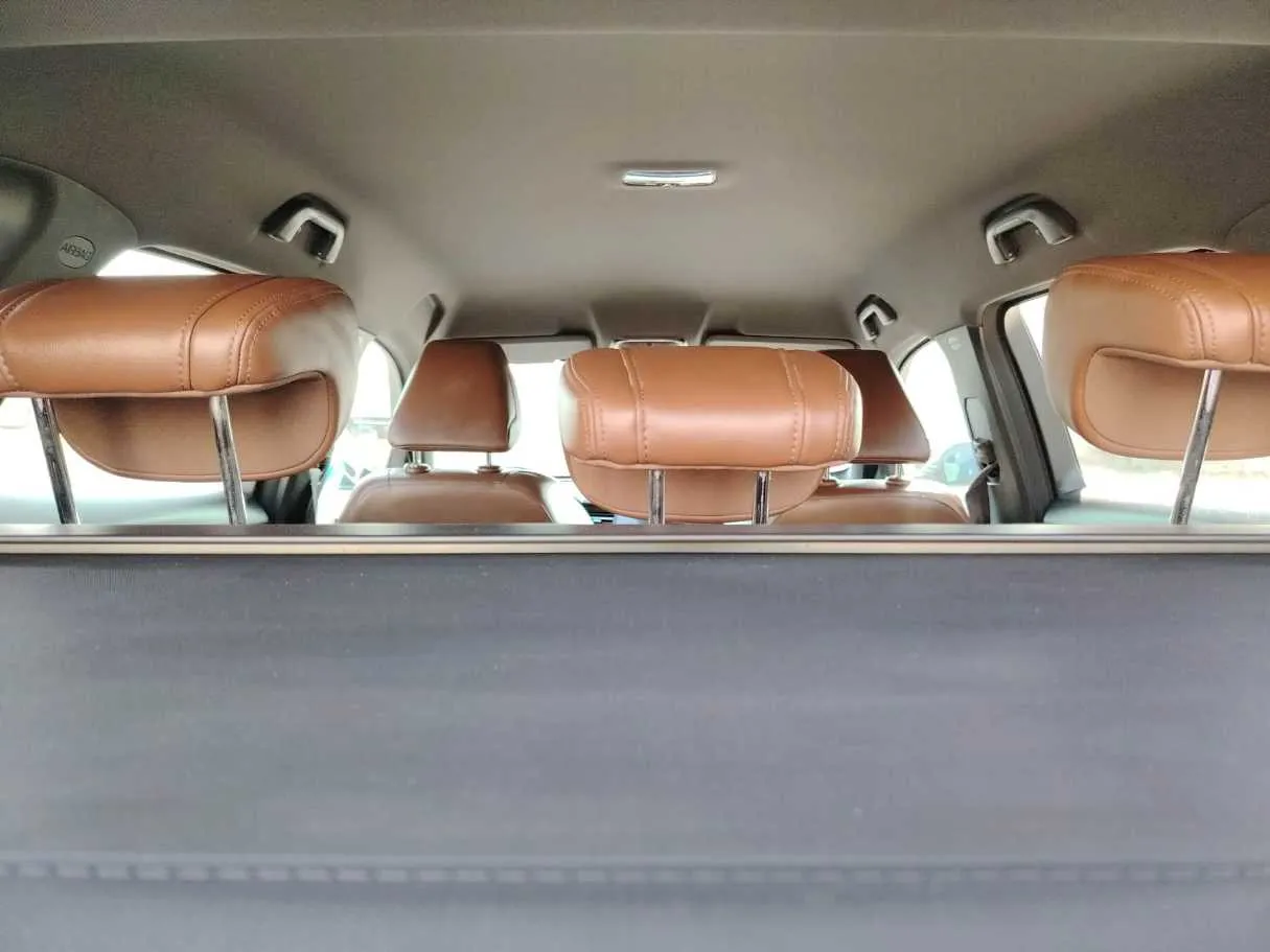 Car image 31
