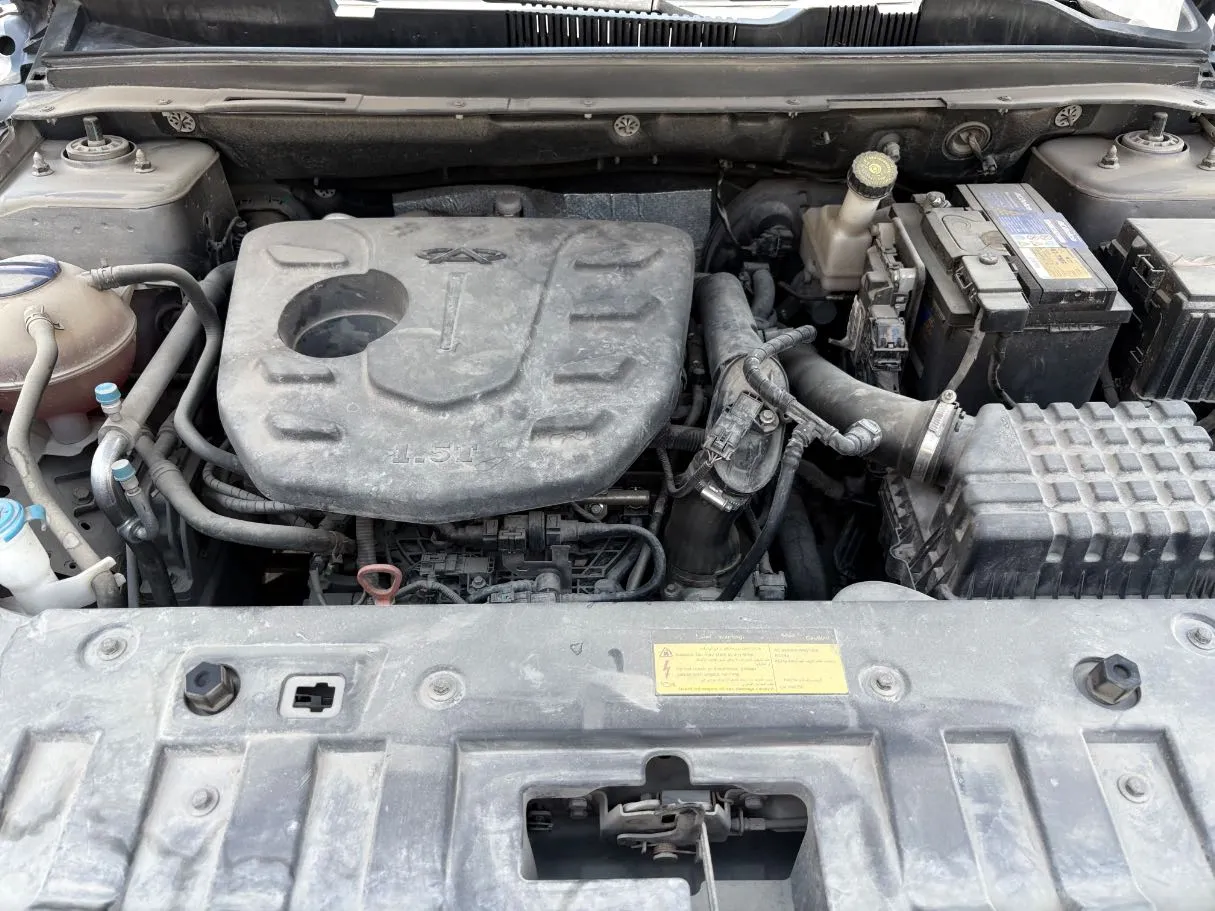 Car image 25