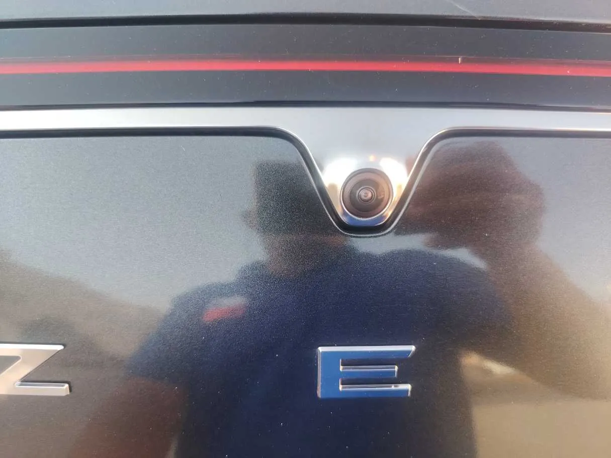 Car image 33