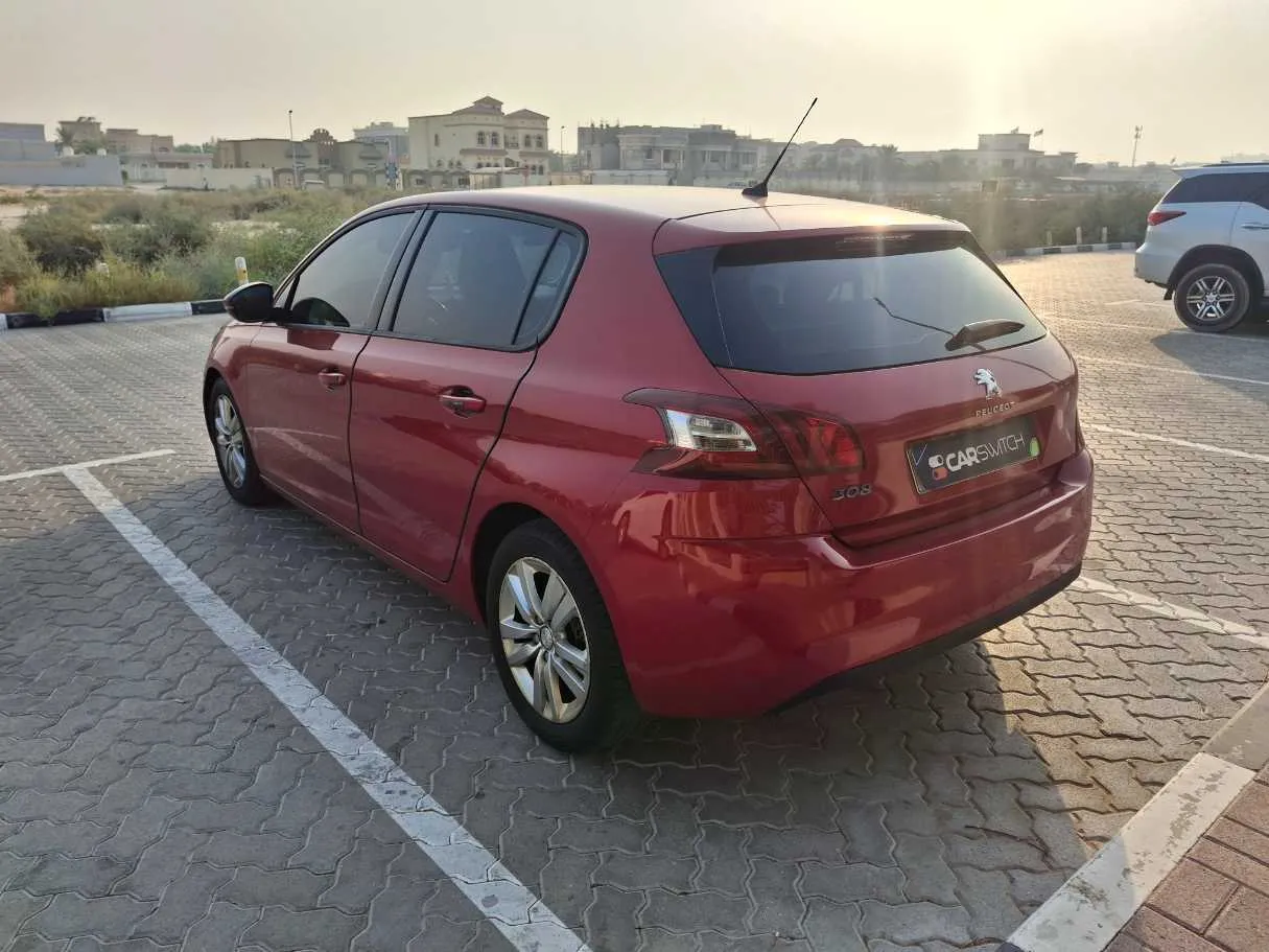 Car image 7