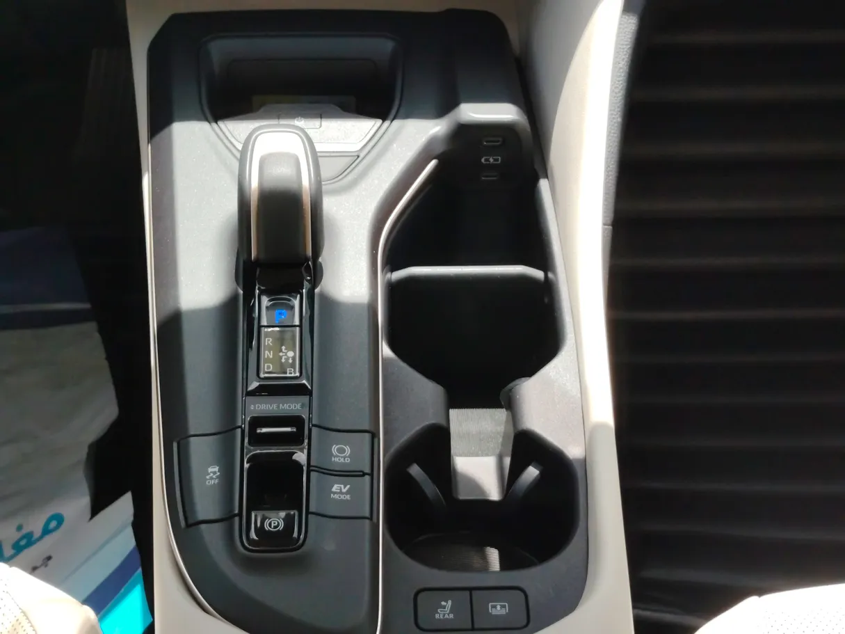 Car image 29