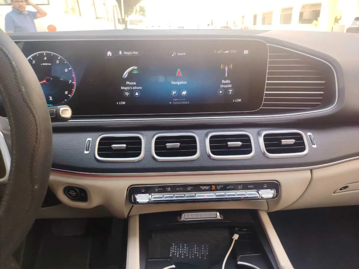 Car image 22