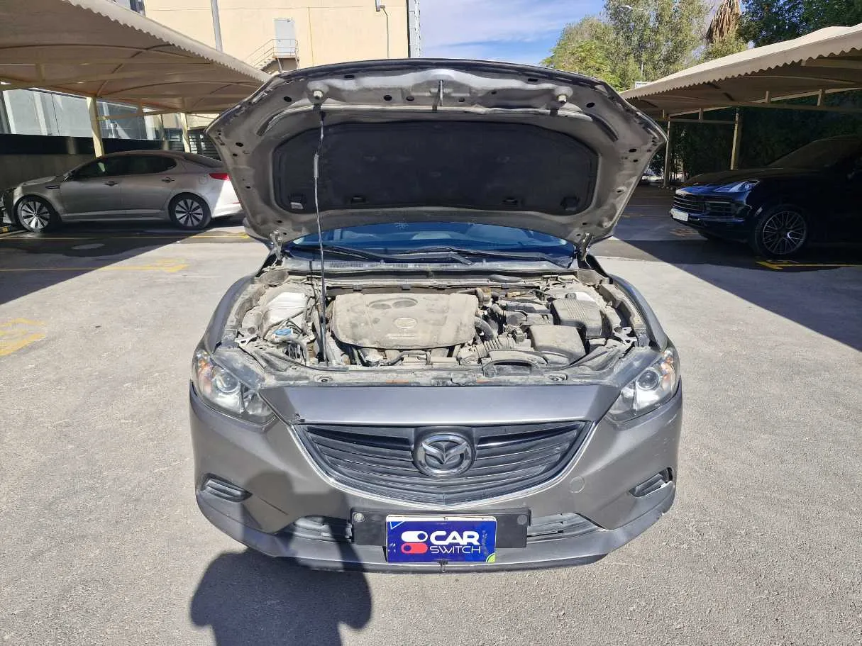 Car image 23