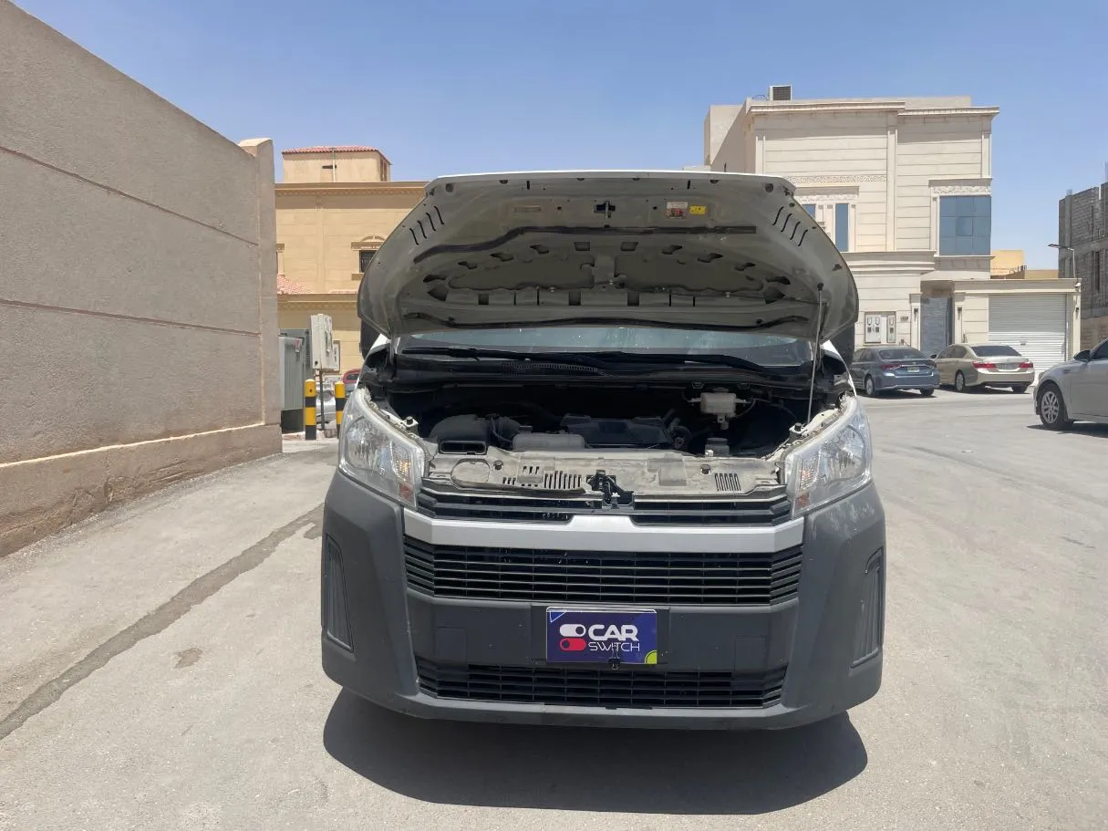 Car image 22