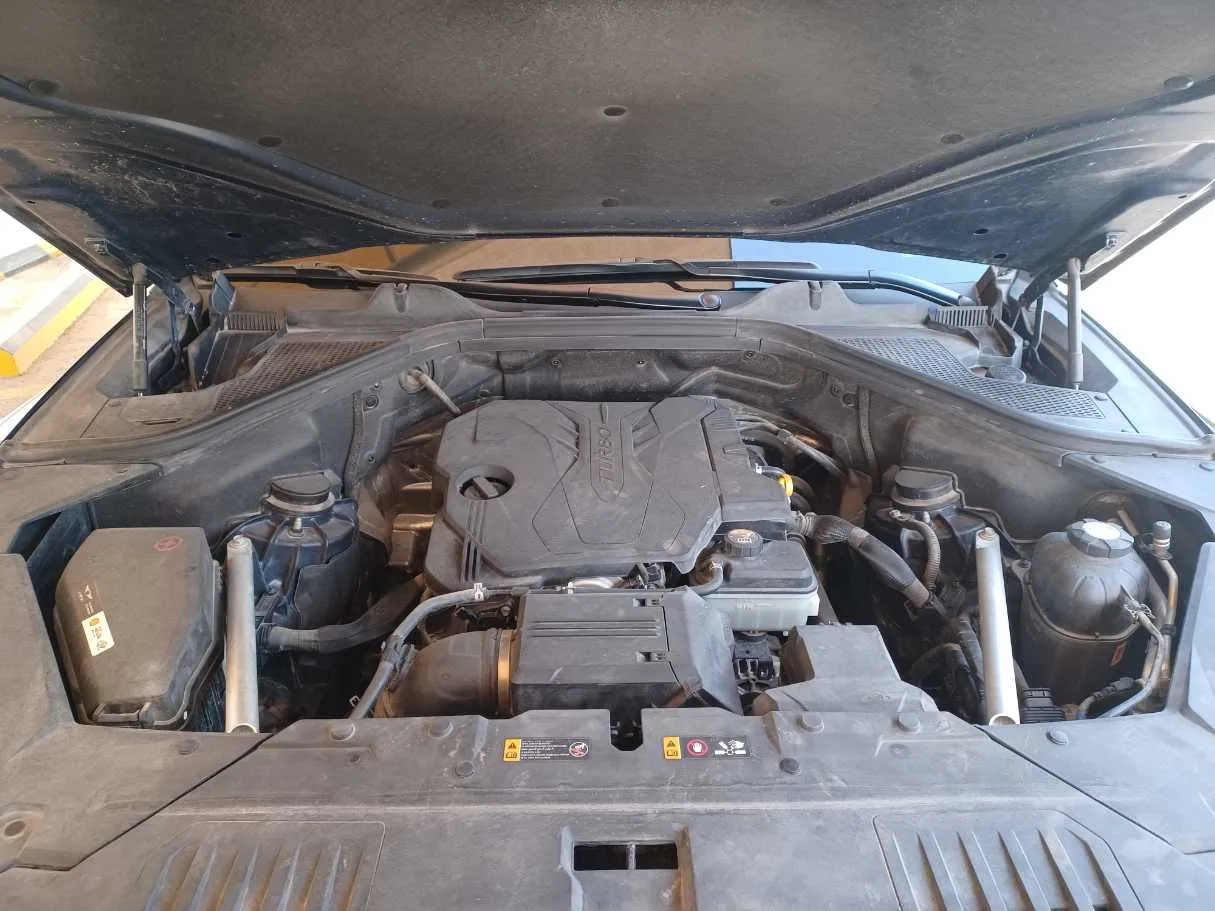 Car image 28
