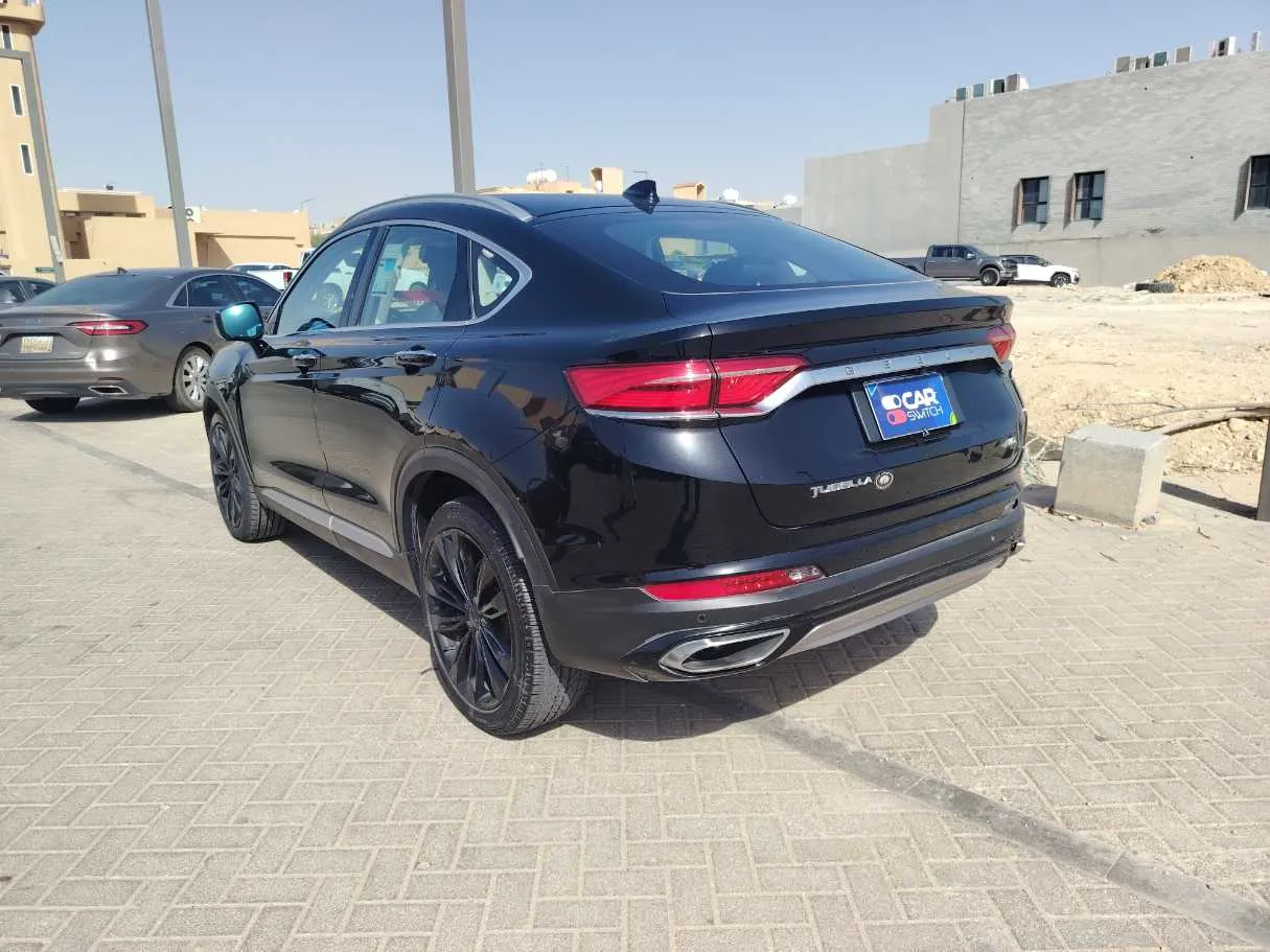 Car image 7