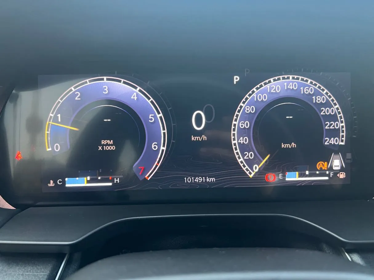 Car image 21