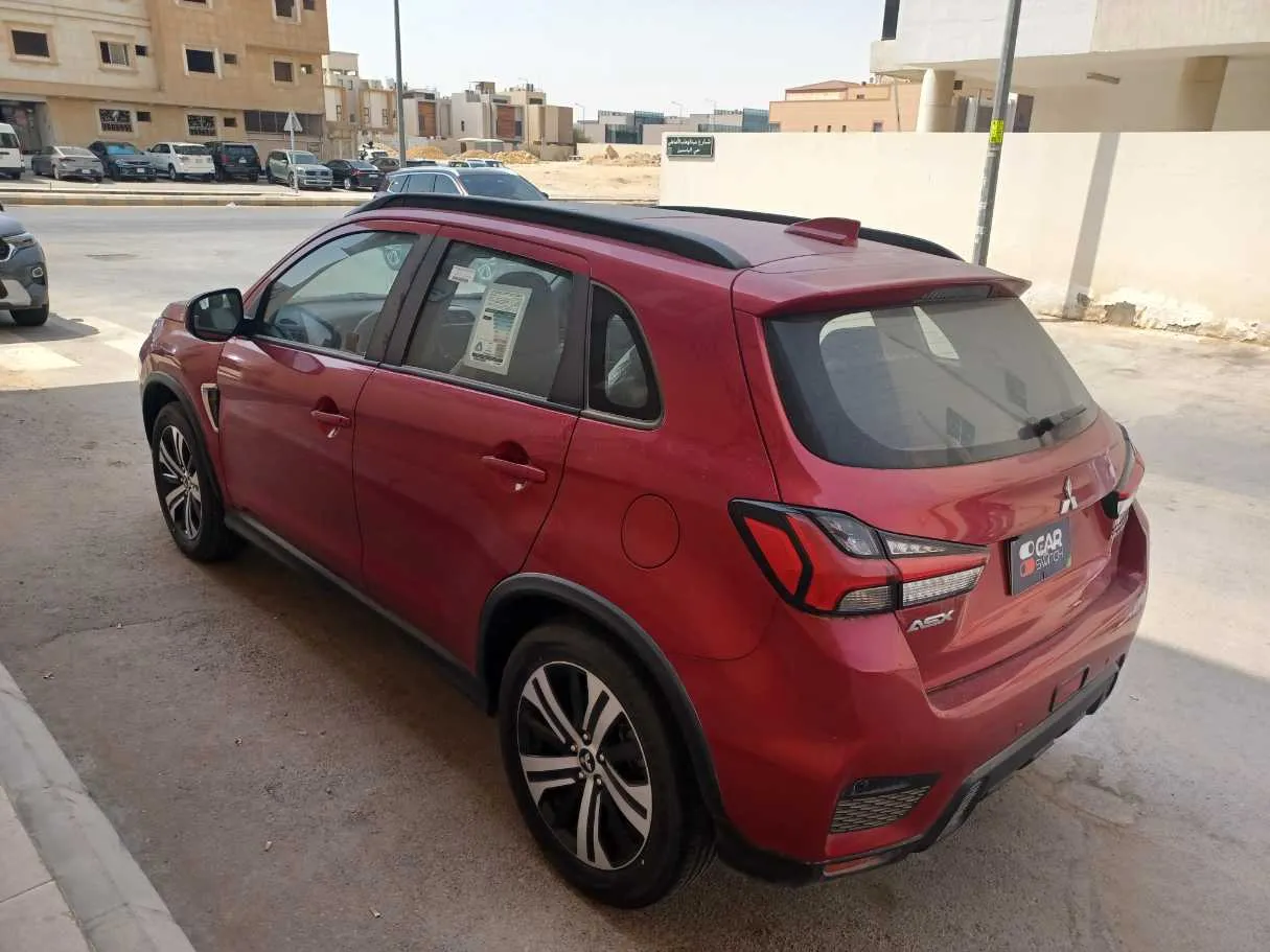 Car image 7
