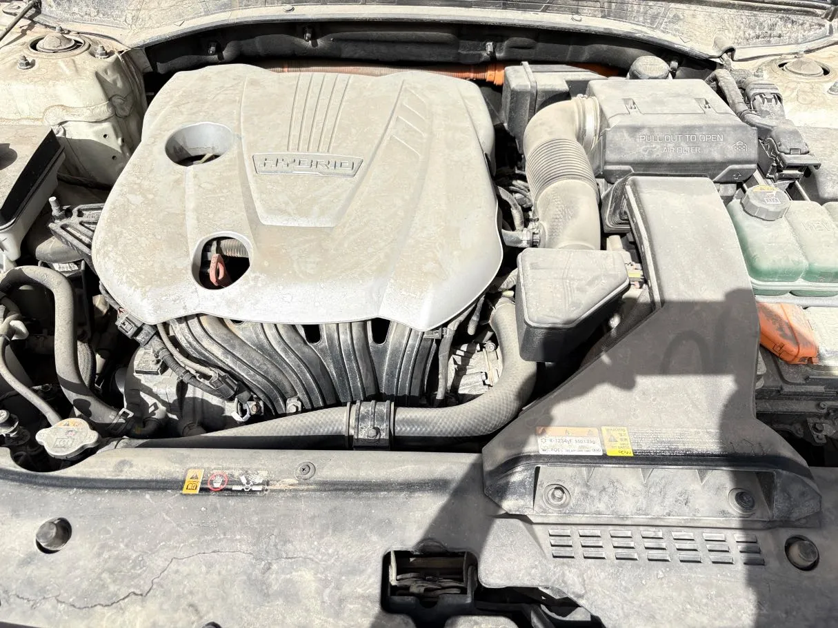 Car image 32