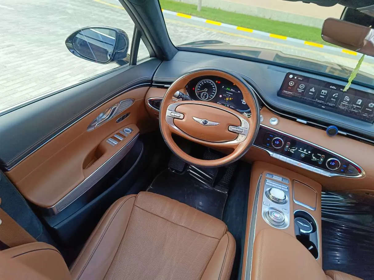 Car image 34