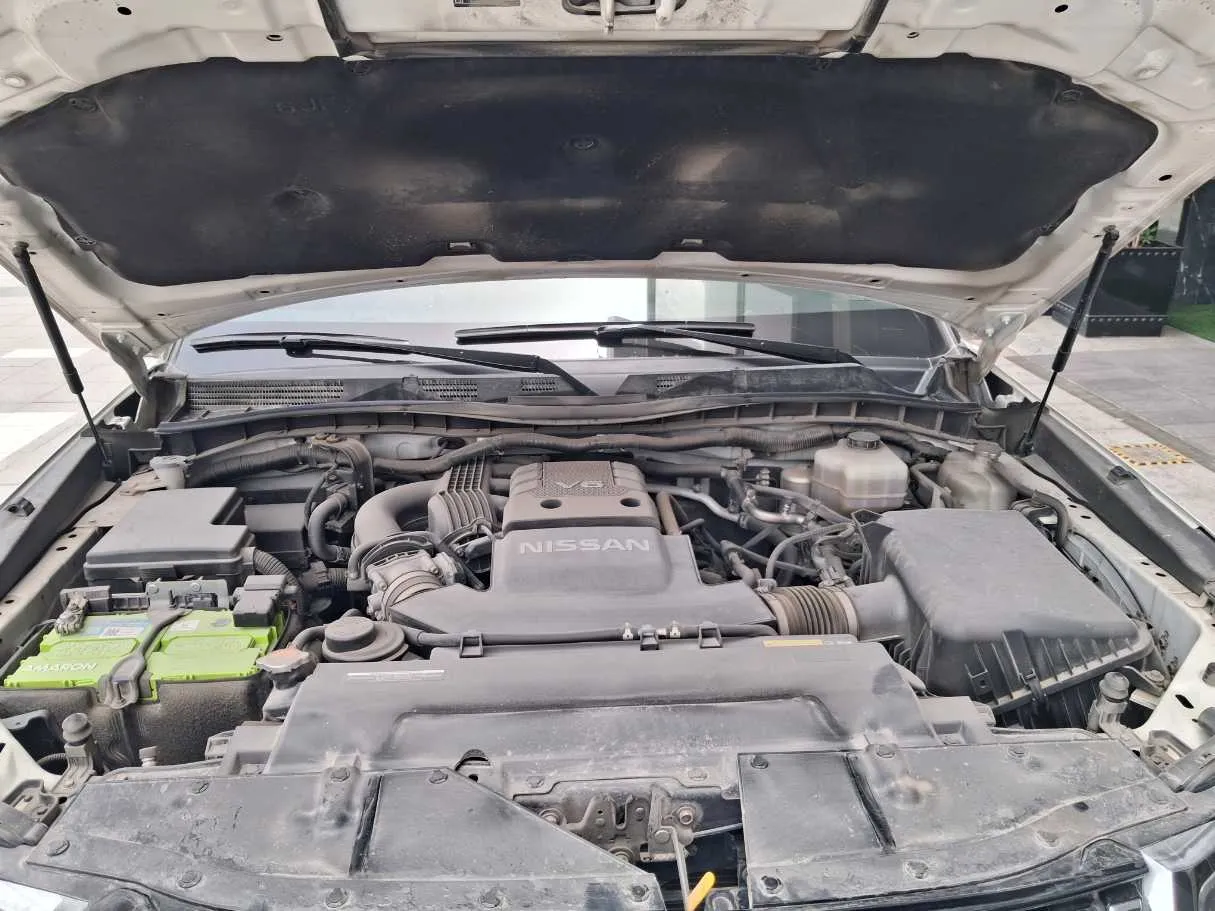 Car image 22