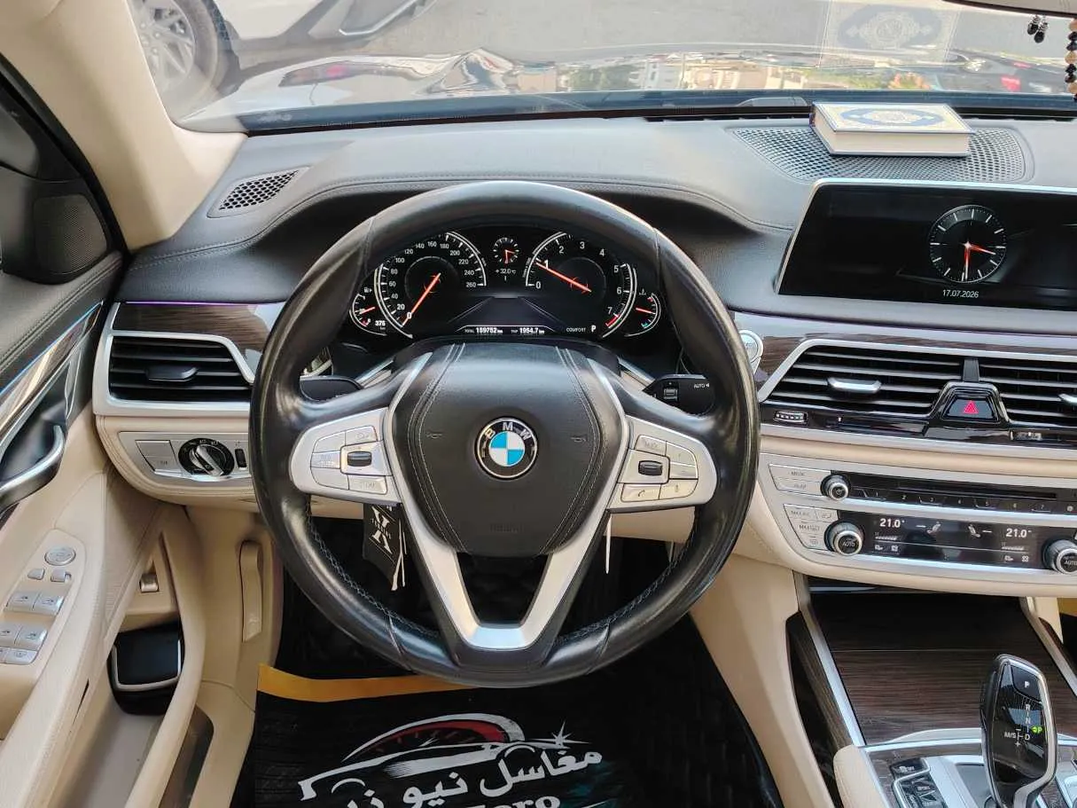 Car image 36