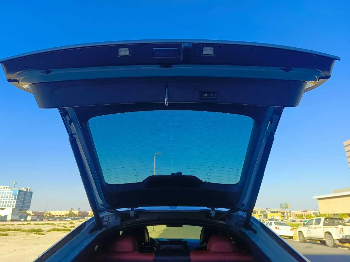 Car image 38