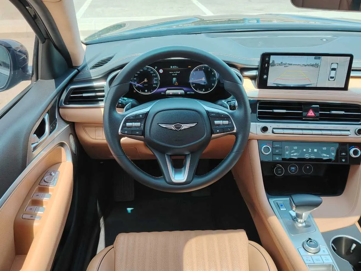 Car image 24