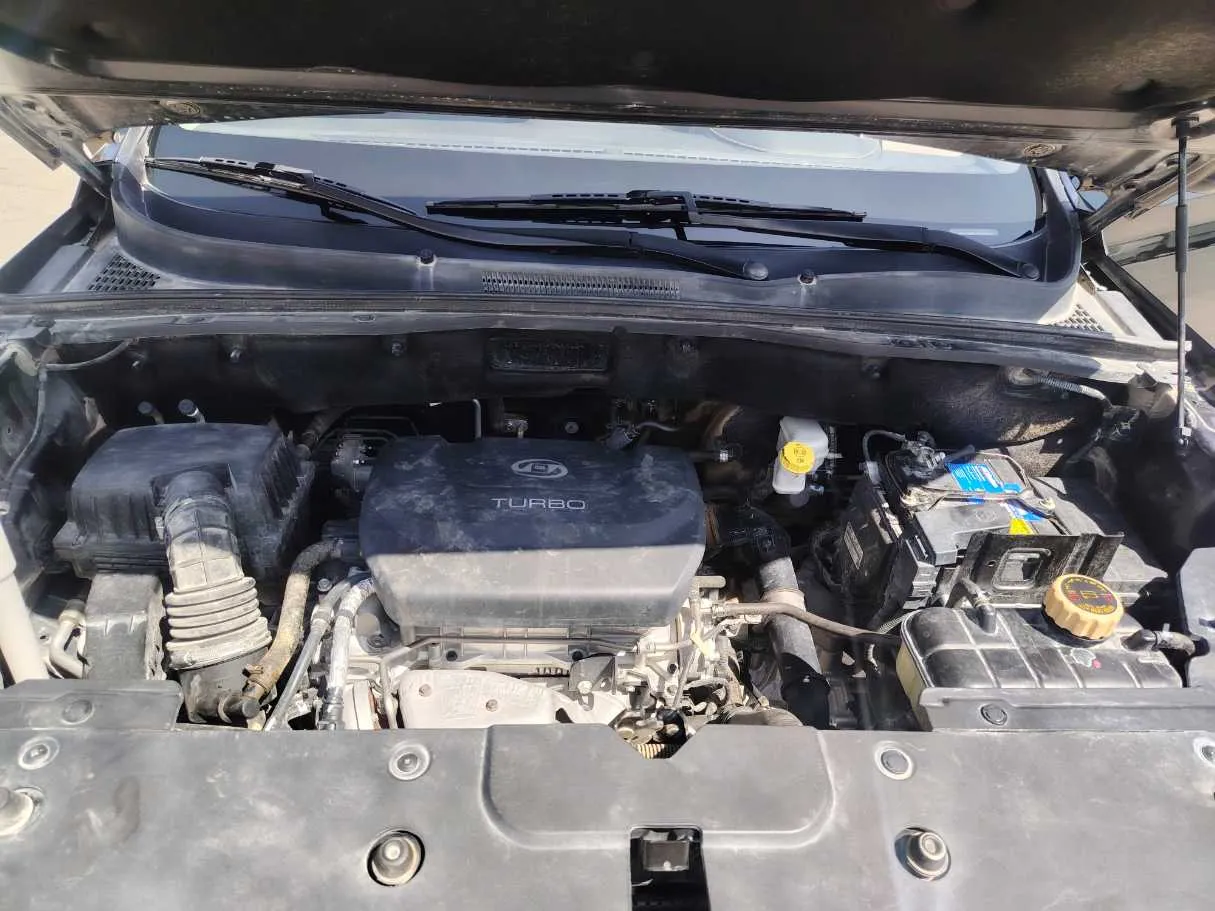 Car image 28