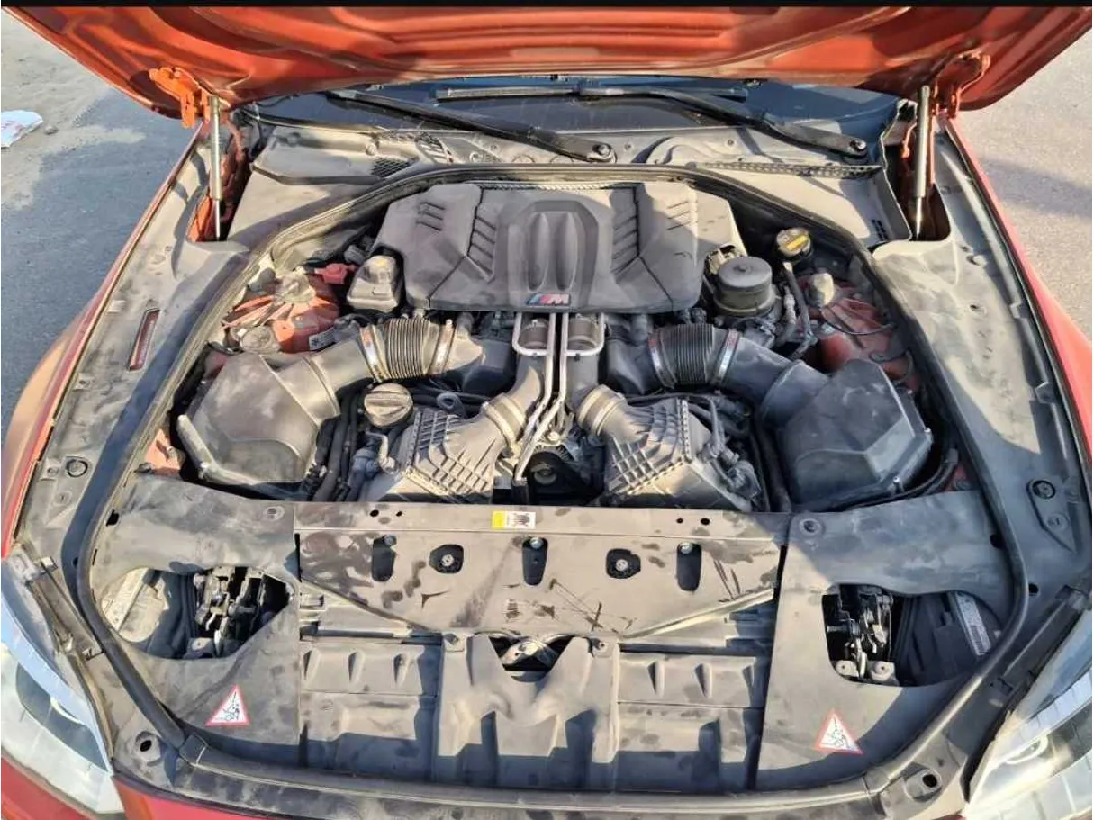 Car image 22