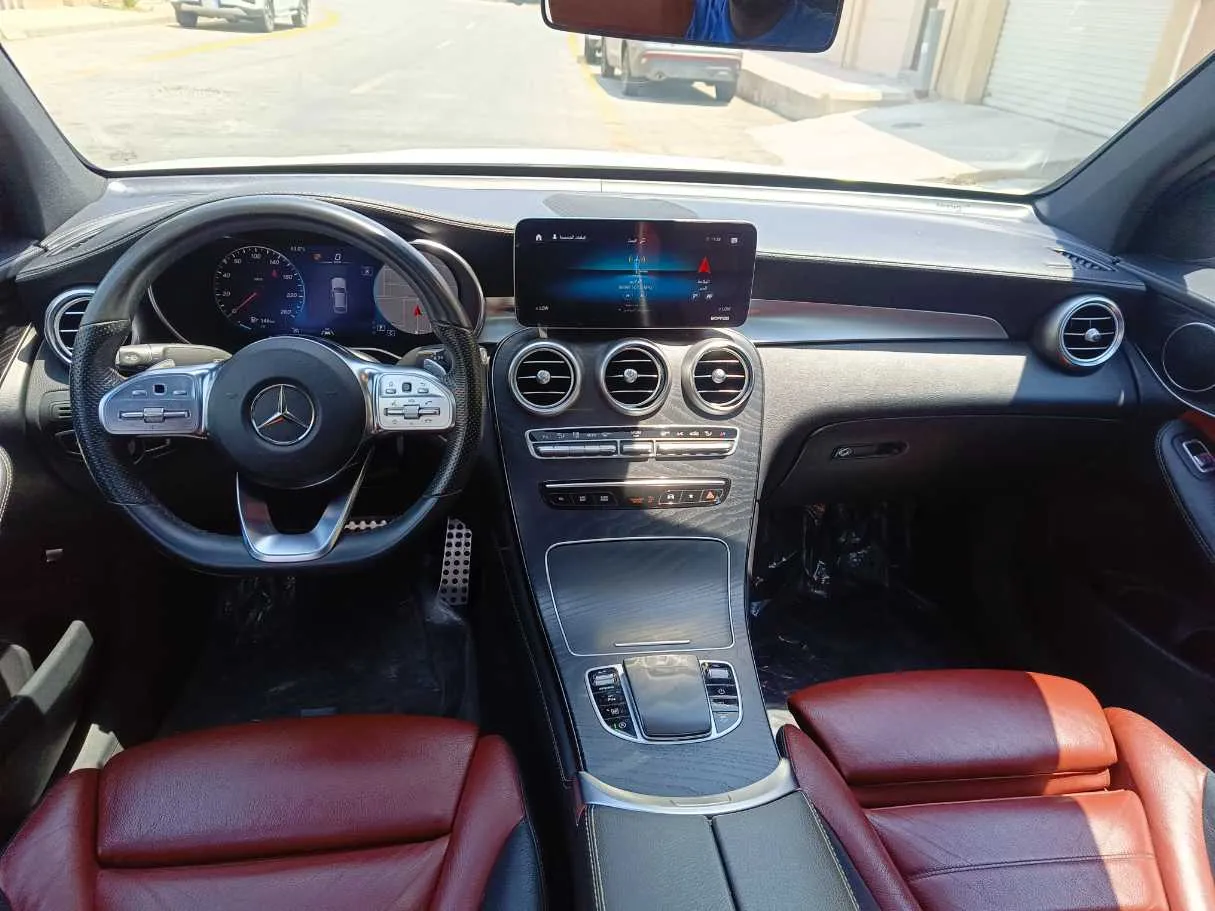 Car image 22