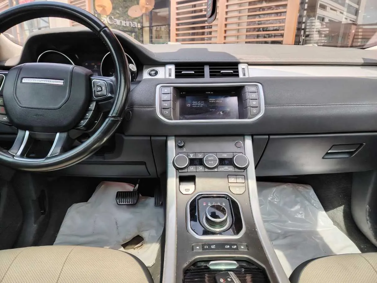 Car image 23