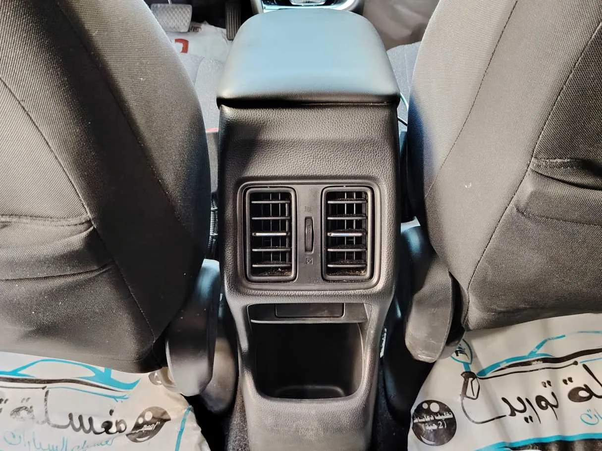 Car image 31