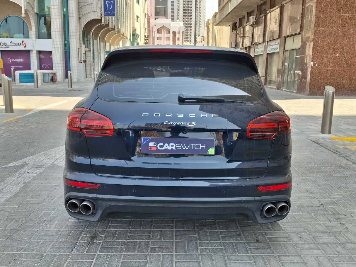 Car image 6