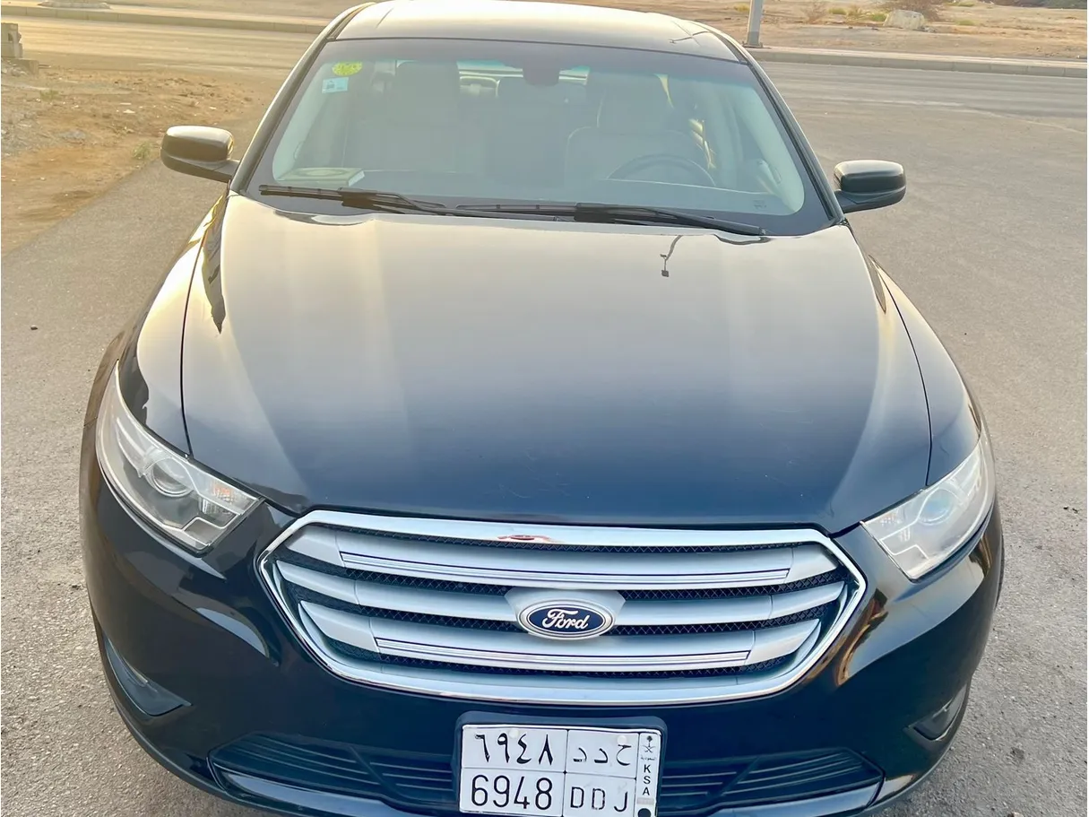 Car image 8