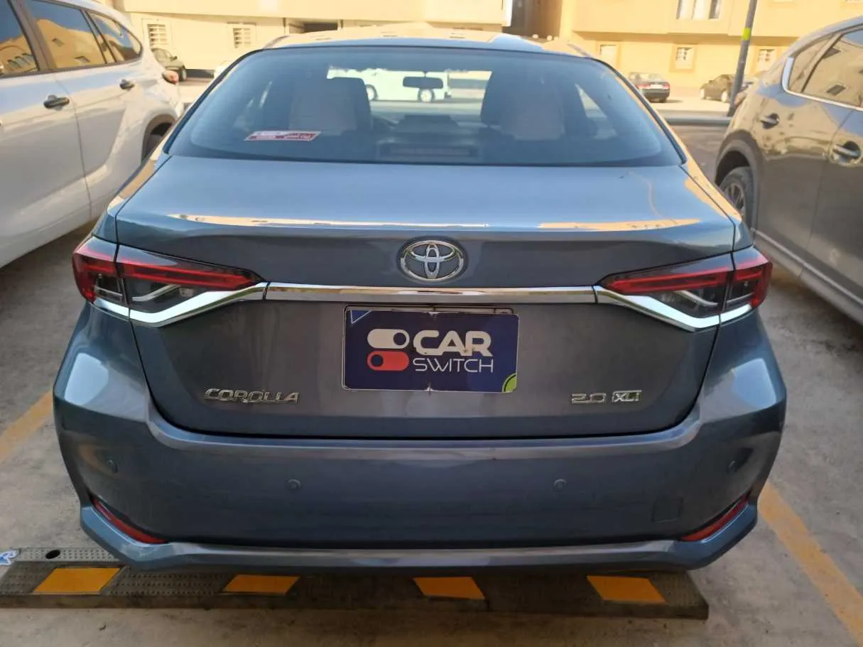 Car image 7
