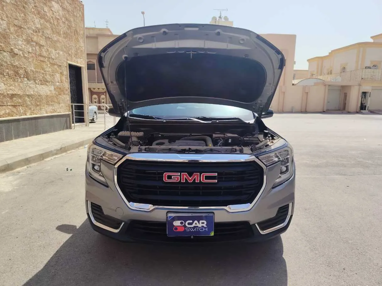 Car image 30