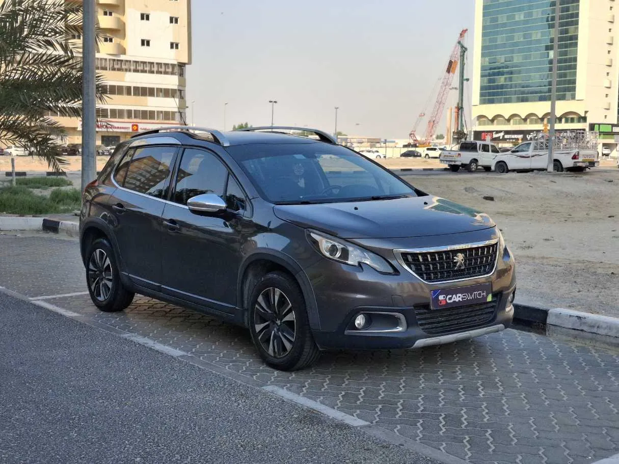Car image 3