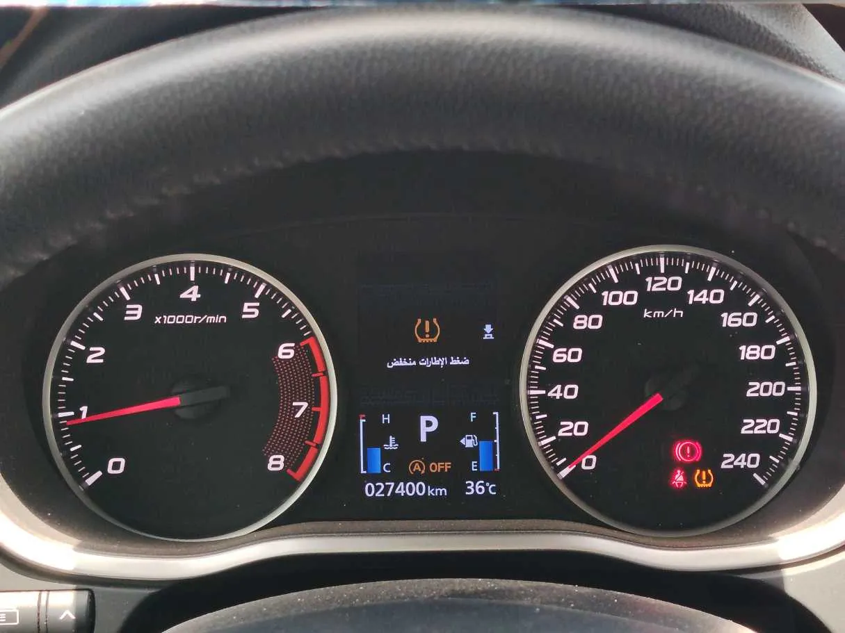 Car image 26
