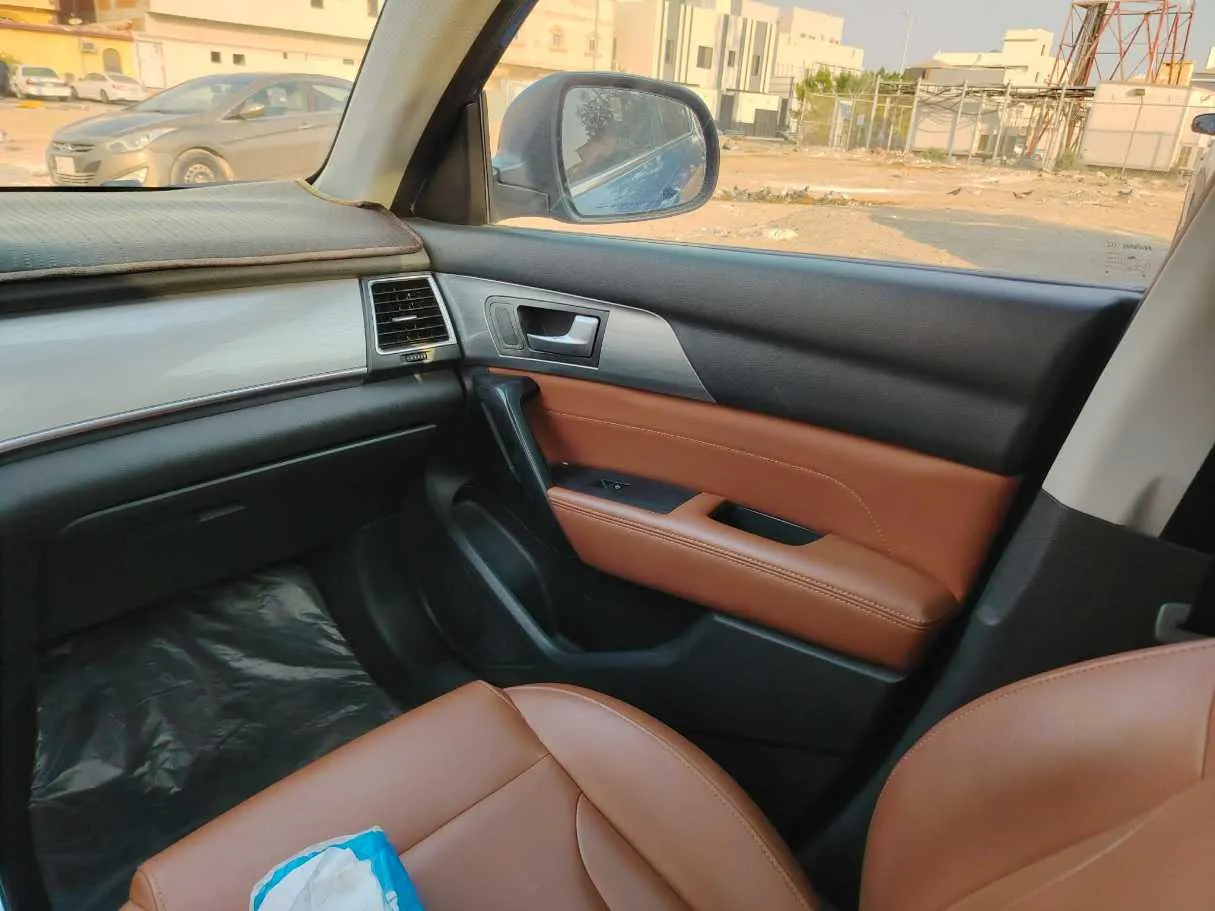 Car image 41