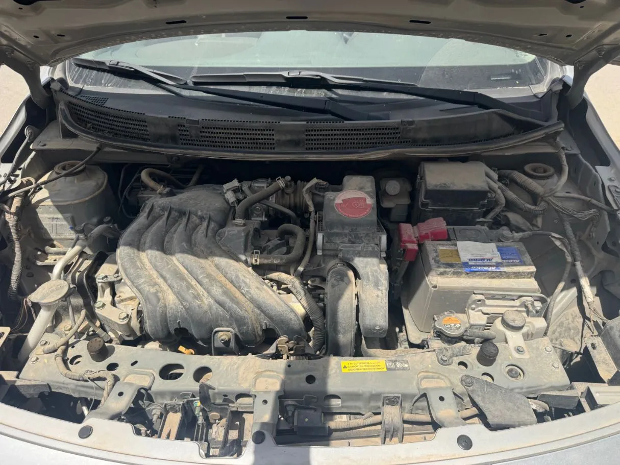 Car image 21