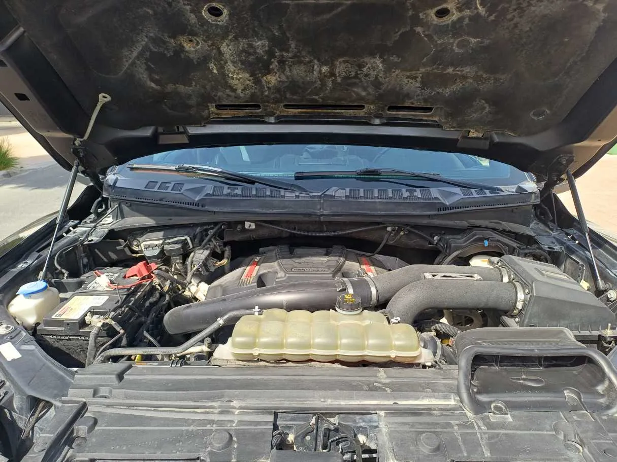 Car image 28