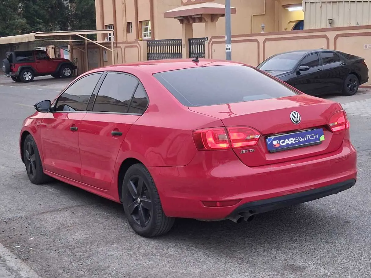 Car image 7