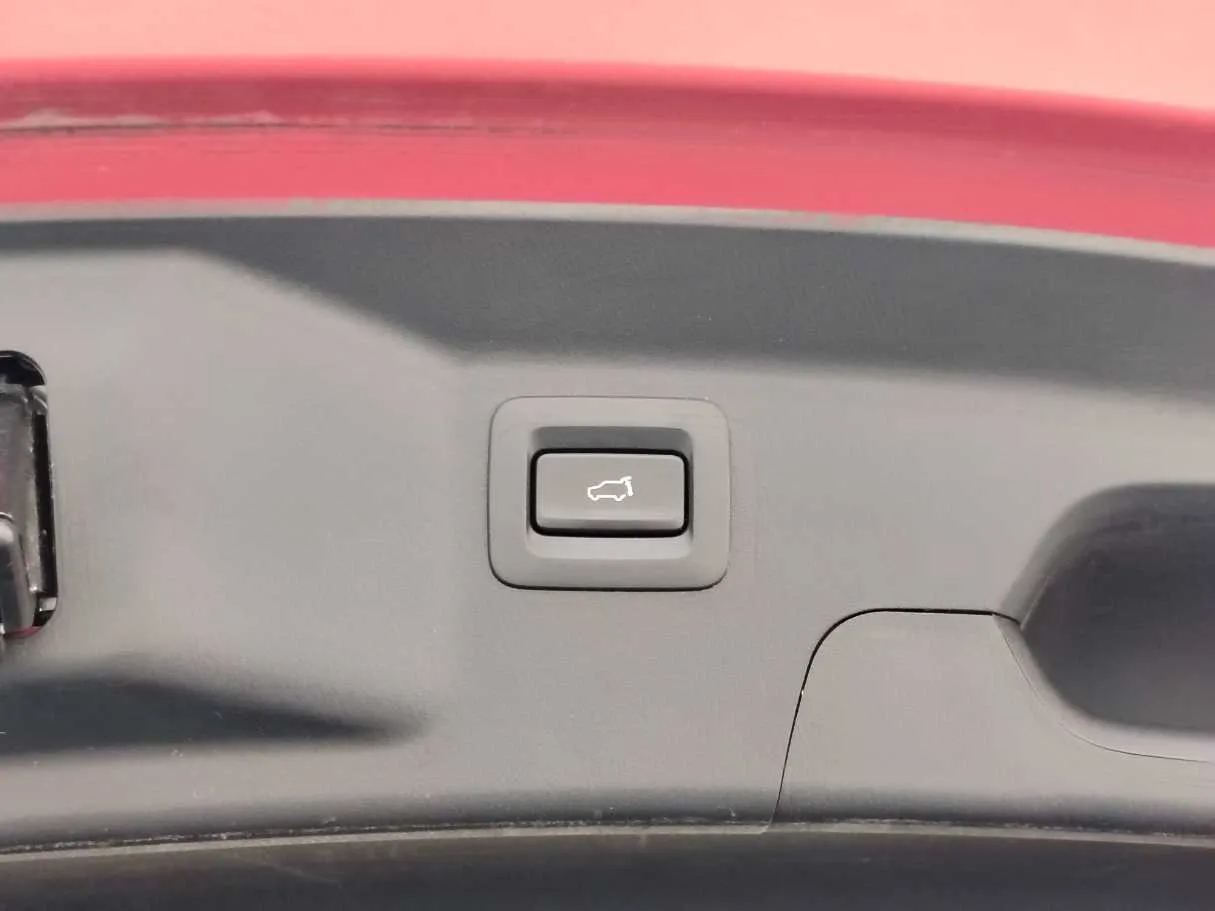 Car image 39