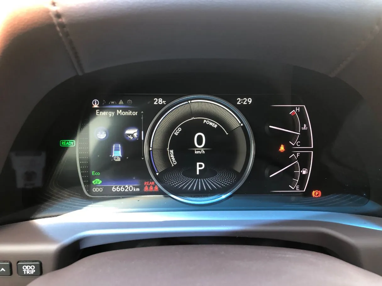 Car image 18