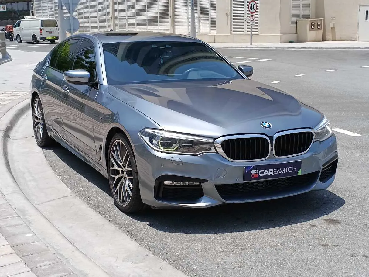 Car image 3