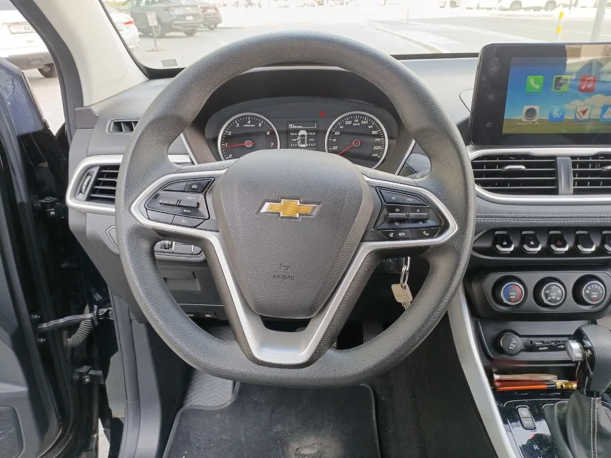 Car image 18