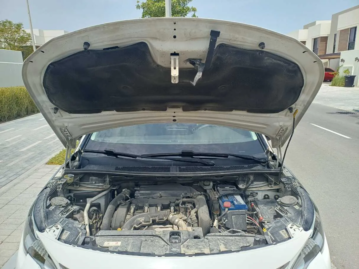 Car image 23