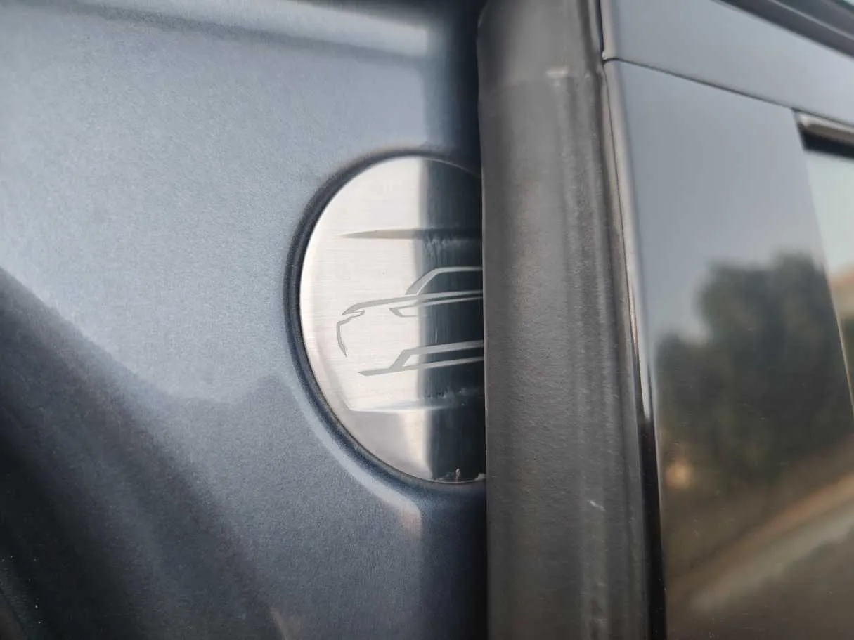 Car image 35
