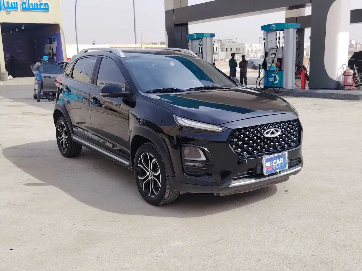 Car image 3