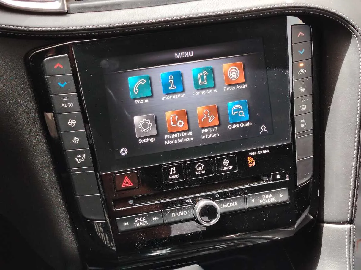 Car image 20